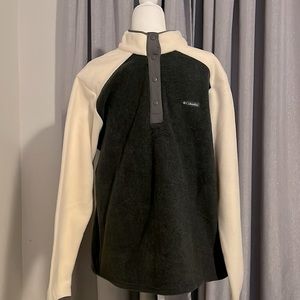 New with tag Colombian mount Canon snap pullover XXL